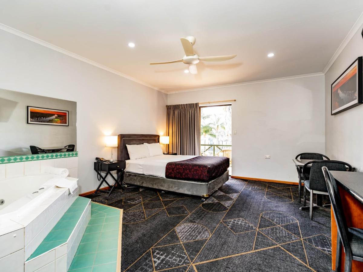 Hotel Renmark Extérieur photo
