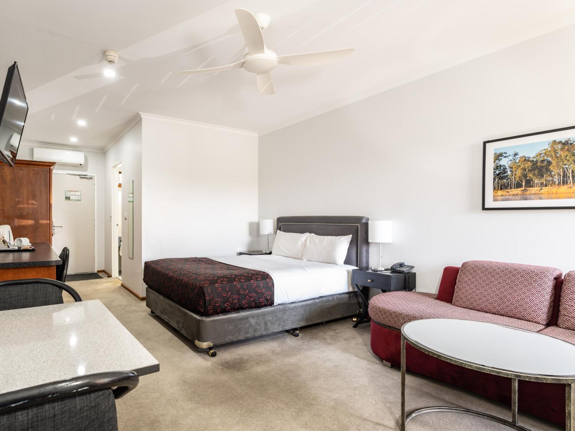 Hotel Renmark Extérieur photo