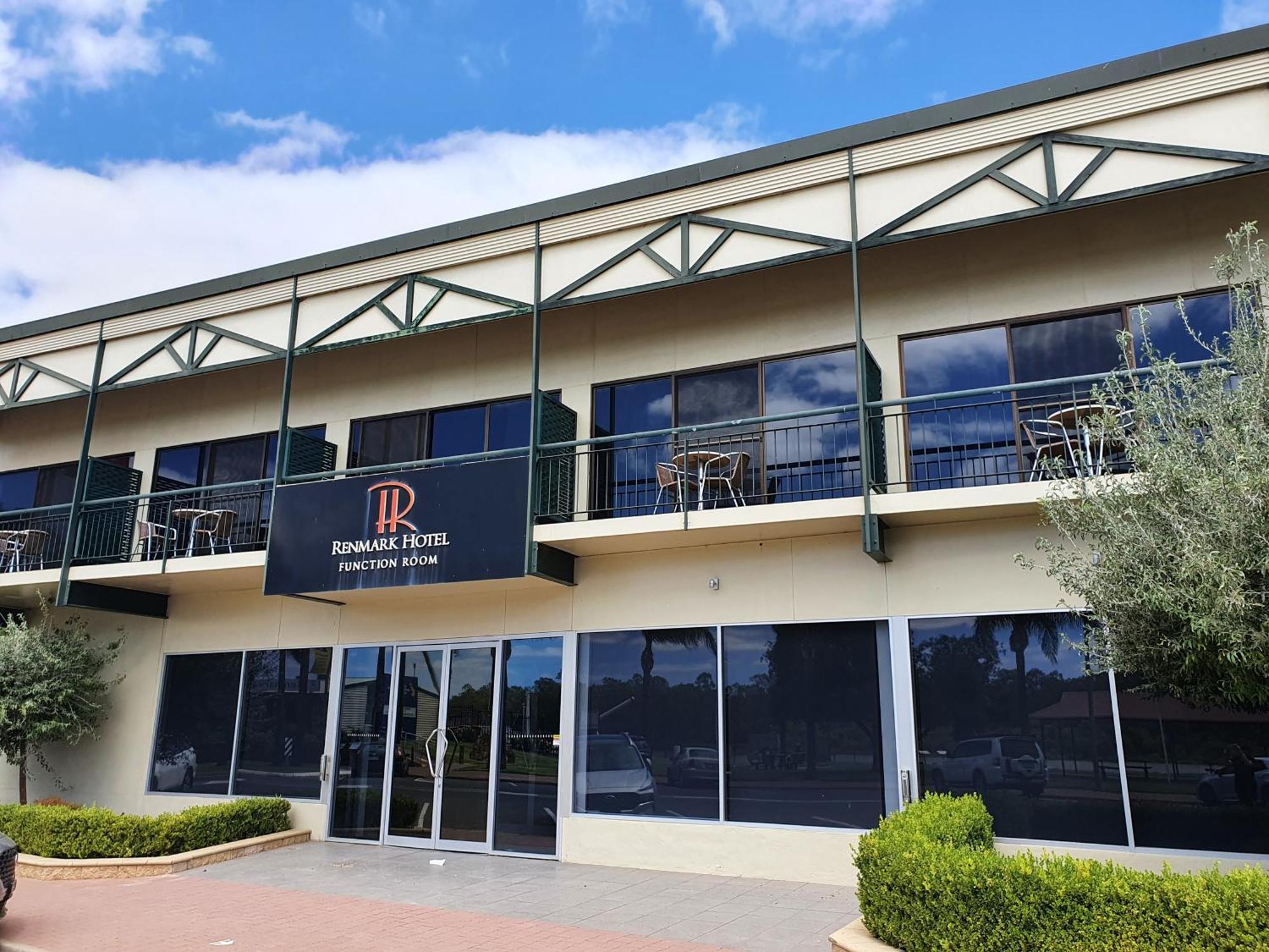 Hotel Renmark Extérieur photo