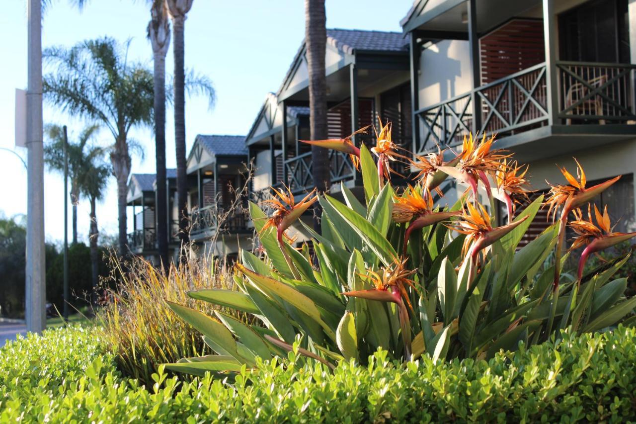 Hotel Renmark Extérieur photo