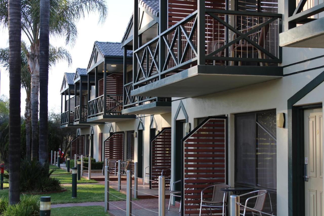 Hotel Renmark Extérieur photo